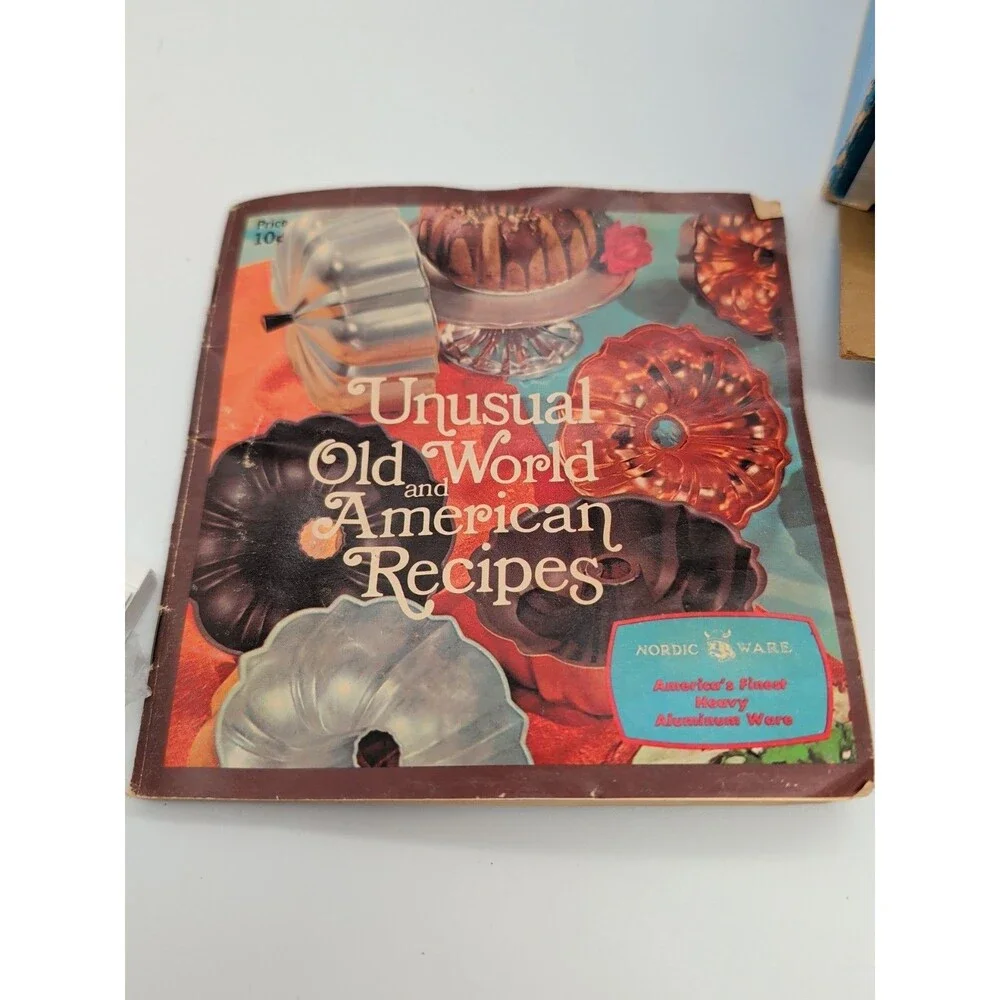 VTG NORDIC WARE Brown MID-CENTURY Cast Aluminum BUNDT tube ring PAN 12 CUP Book
